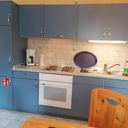 Gasthof-ferienwohnungen-kliesow's Reuse * Alt Reddevitz